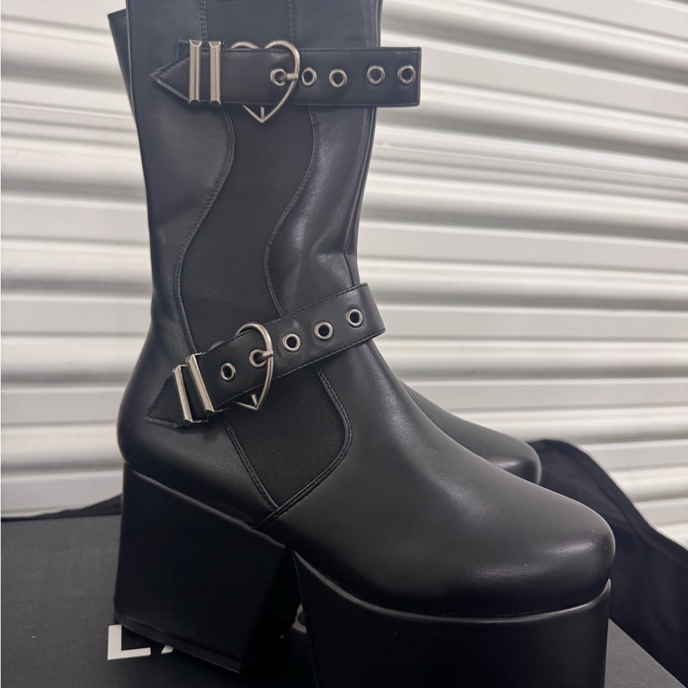 LOVE RADAR PLATFORM BOOTS